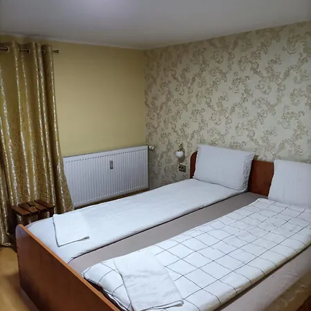 Pensjonat Casa Heidi *