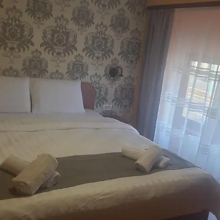 Casa Heidi 3*