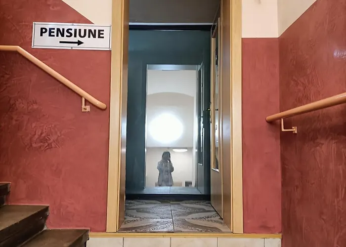 בית הארחה Casa Heidi 3*