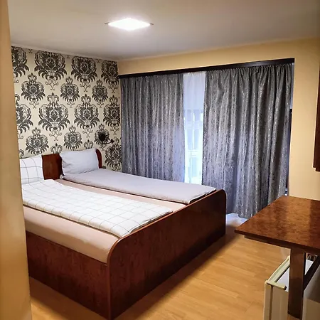 Casa Heidi ゲストハウス 3*