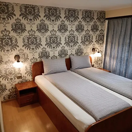 Casa Heidi 3* ティミショアラ