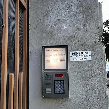 Pensiune Casa Heidi *