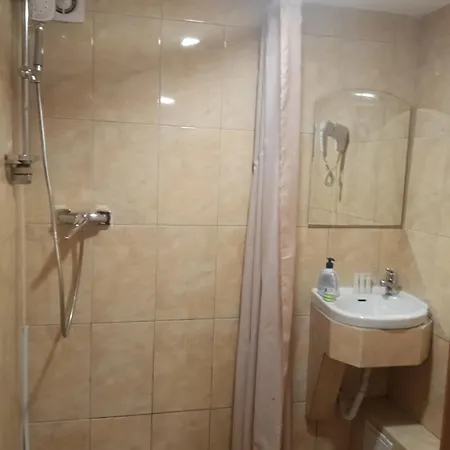 Casa Heidi 3*